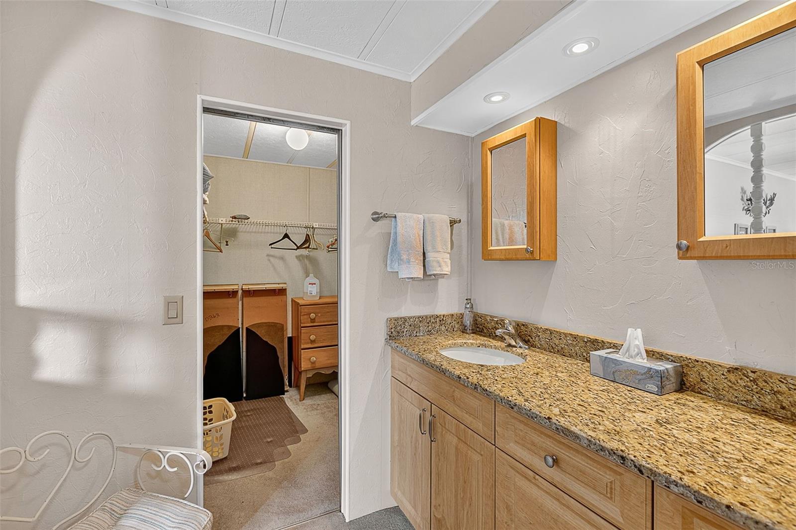 658 LA SALA, NORTH PORT, FL — photo 18