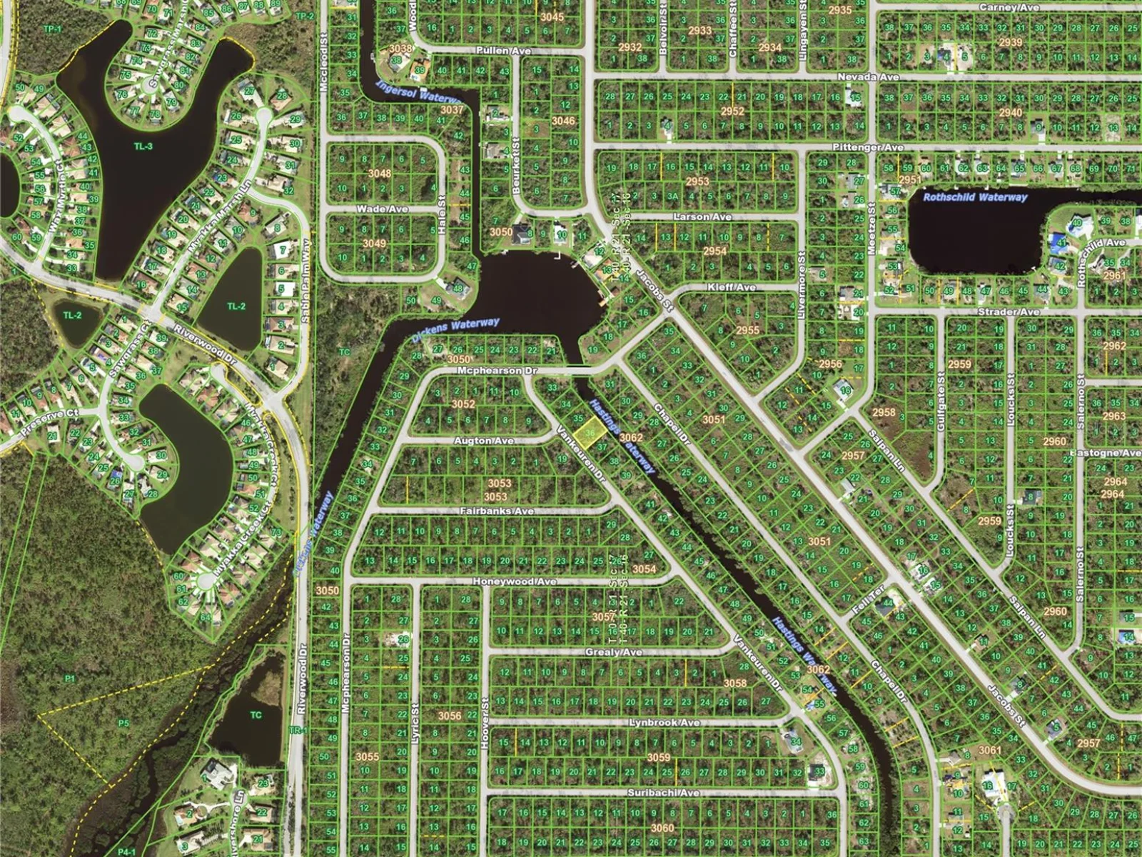 2352 VANKEUREN DR, PORT CHARLOTTE, FL — photo 2