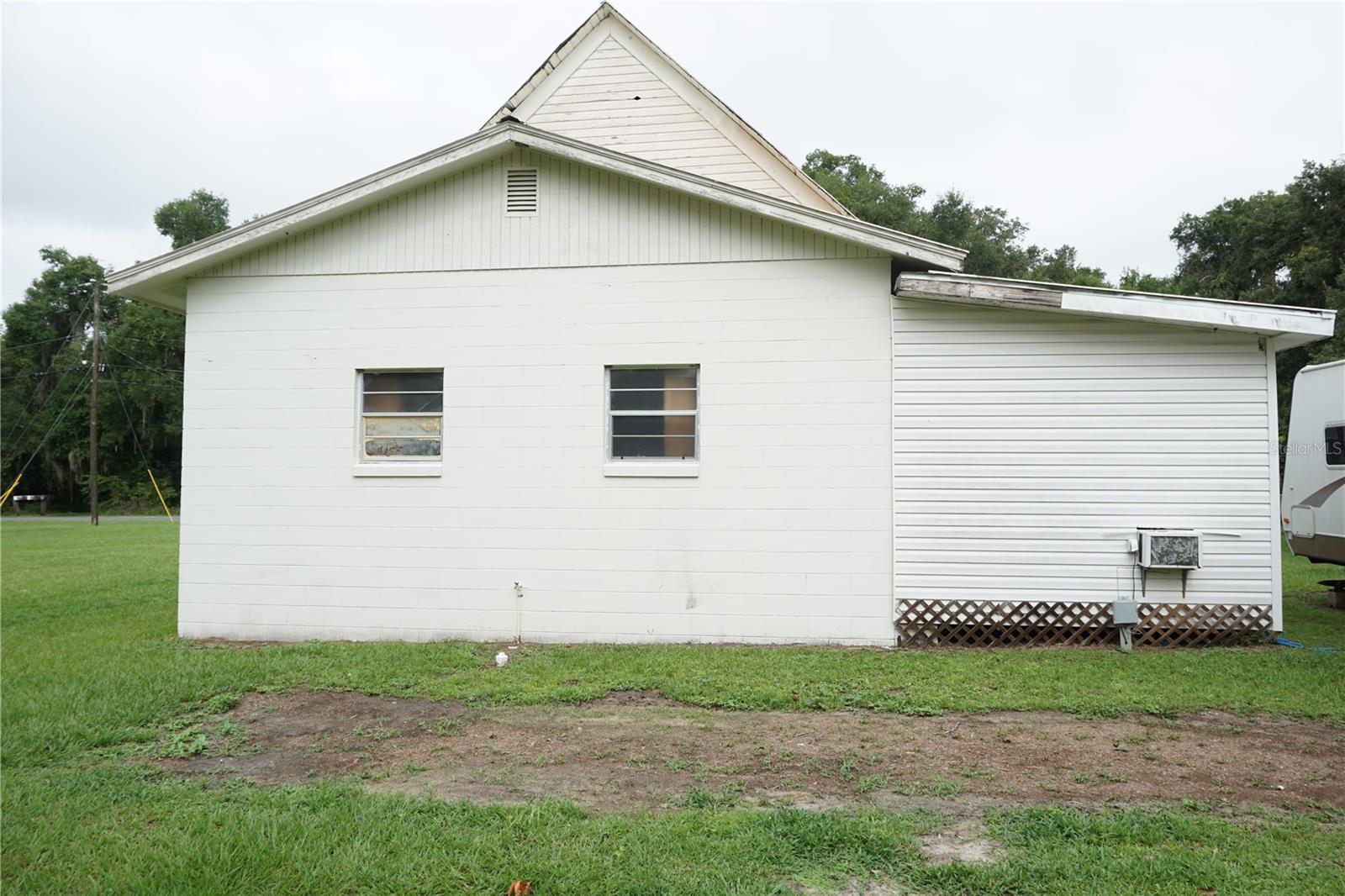 12701 NW 38TH AVE, REDDICK, FL — photo 4