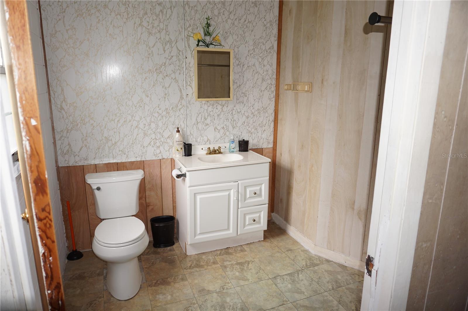 12701 NW 38TH AVE, REDDICK, FL — photo 11