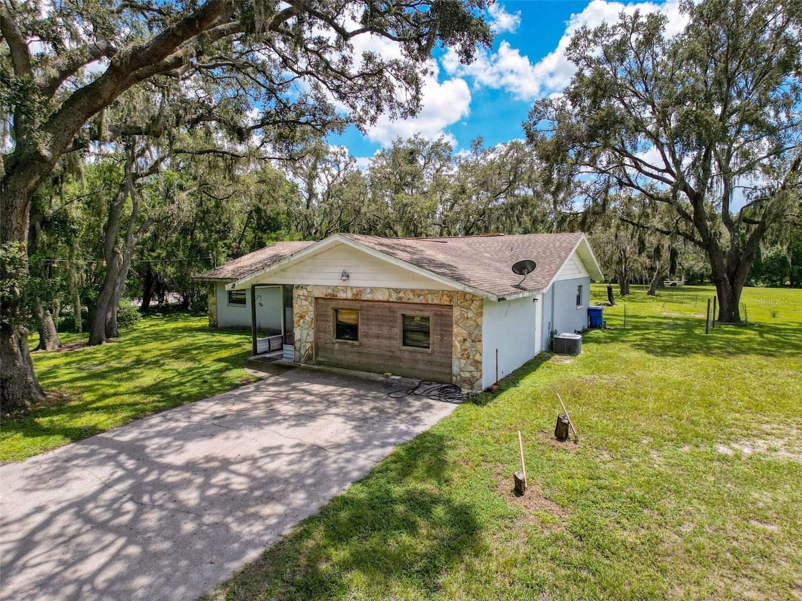 15438/15440 AZRA DR, ODESSA, FL — photo 2