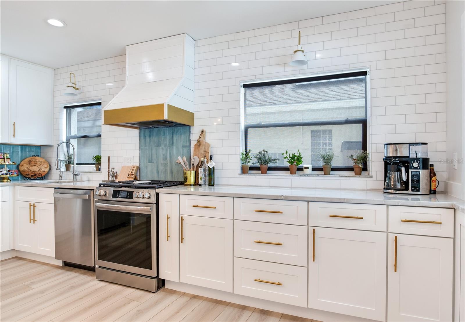 17081 DOLPHIN DR, NORTH REDINGTON BEACH, FL — photo 16