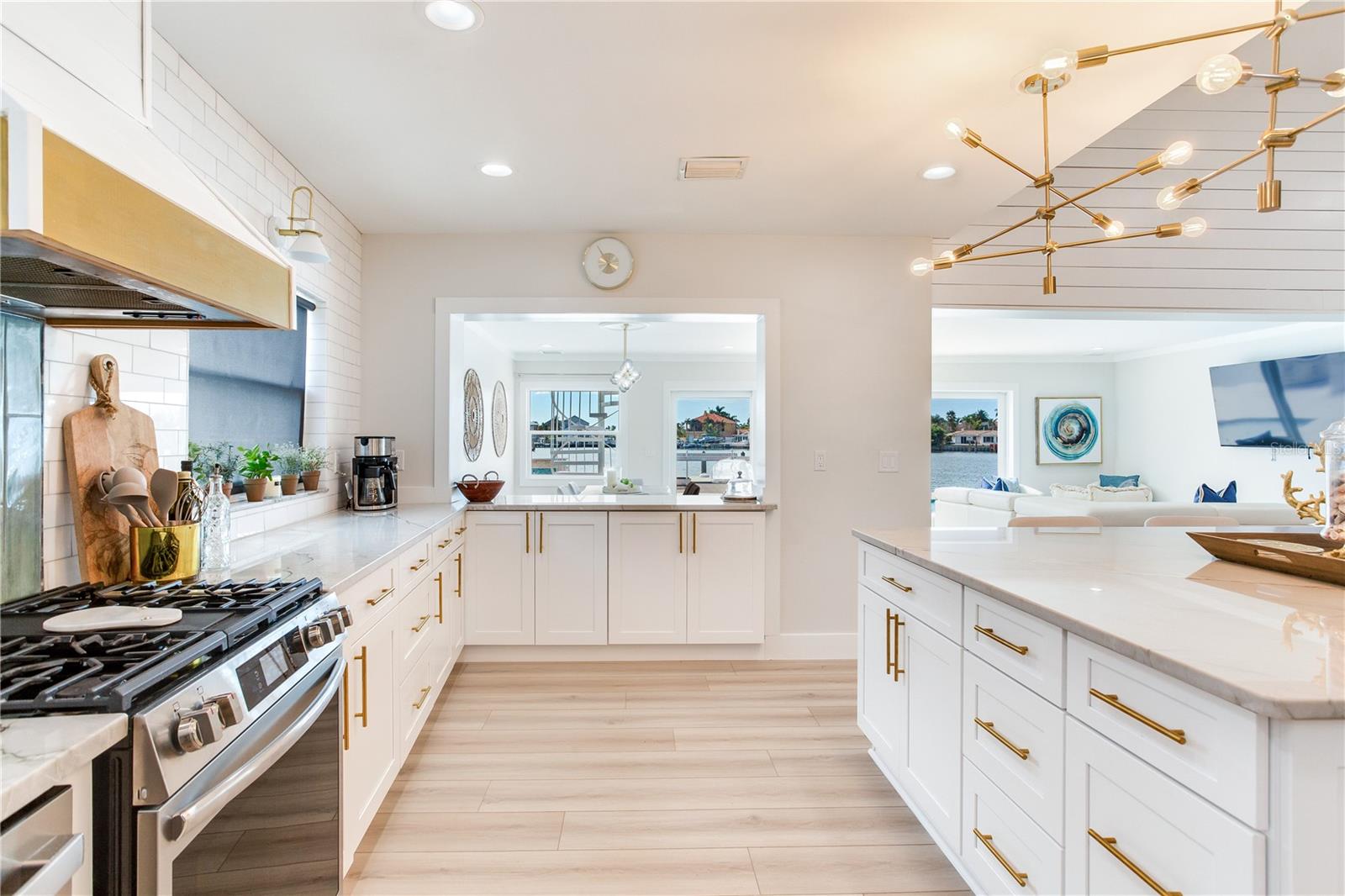 17081 DOLPHIN DR, NORTH REDINGTON BEACH, FL — photo 19