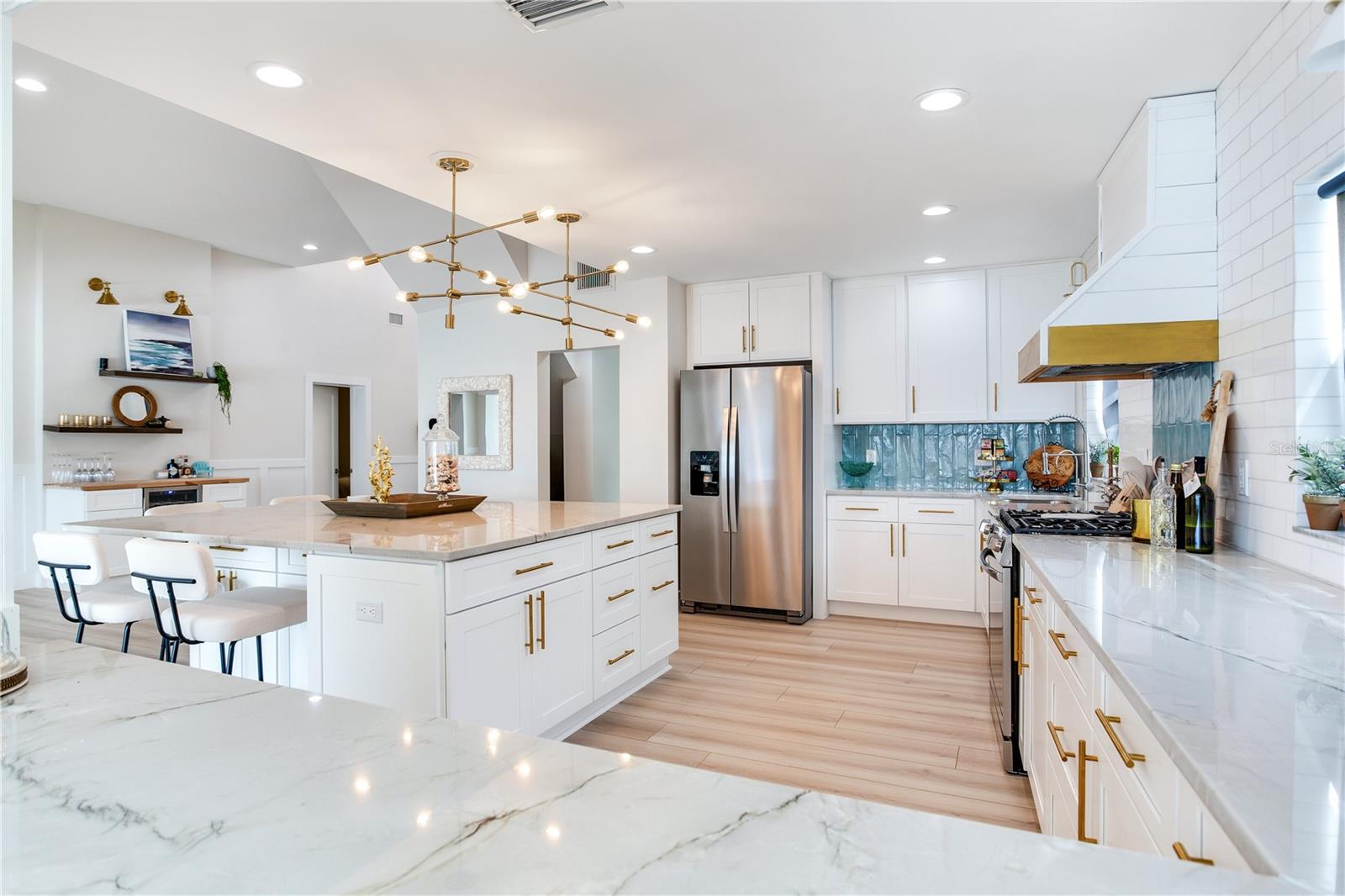 17081 DOLPHIN DR, NORTH REDINGTON BEACH, FL — photo 32