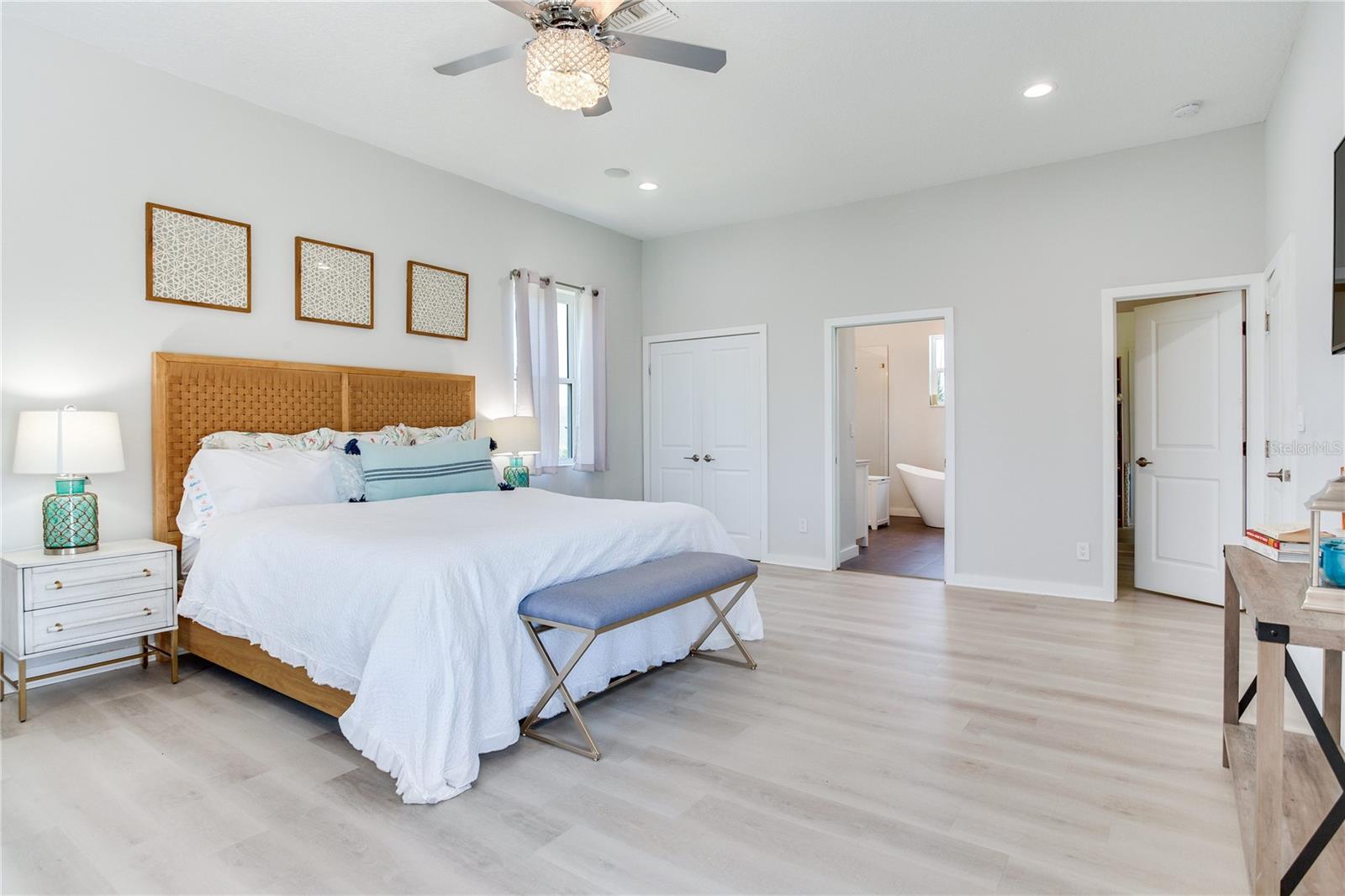 17081 DOLPHIN DR, NORTH REDINGTON BEACH, FL — photo 53