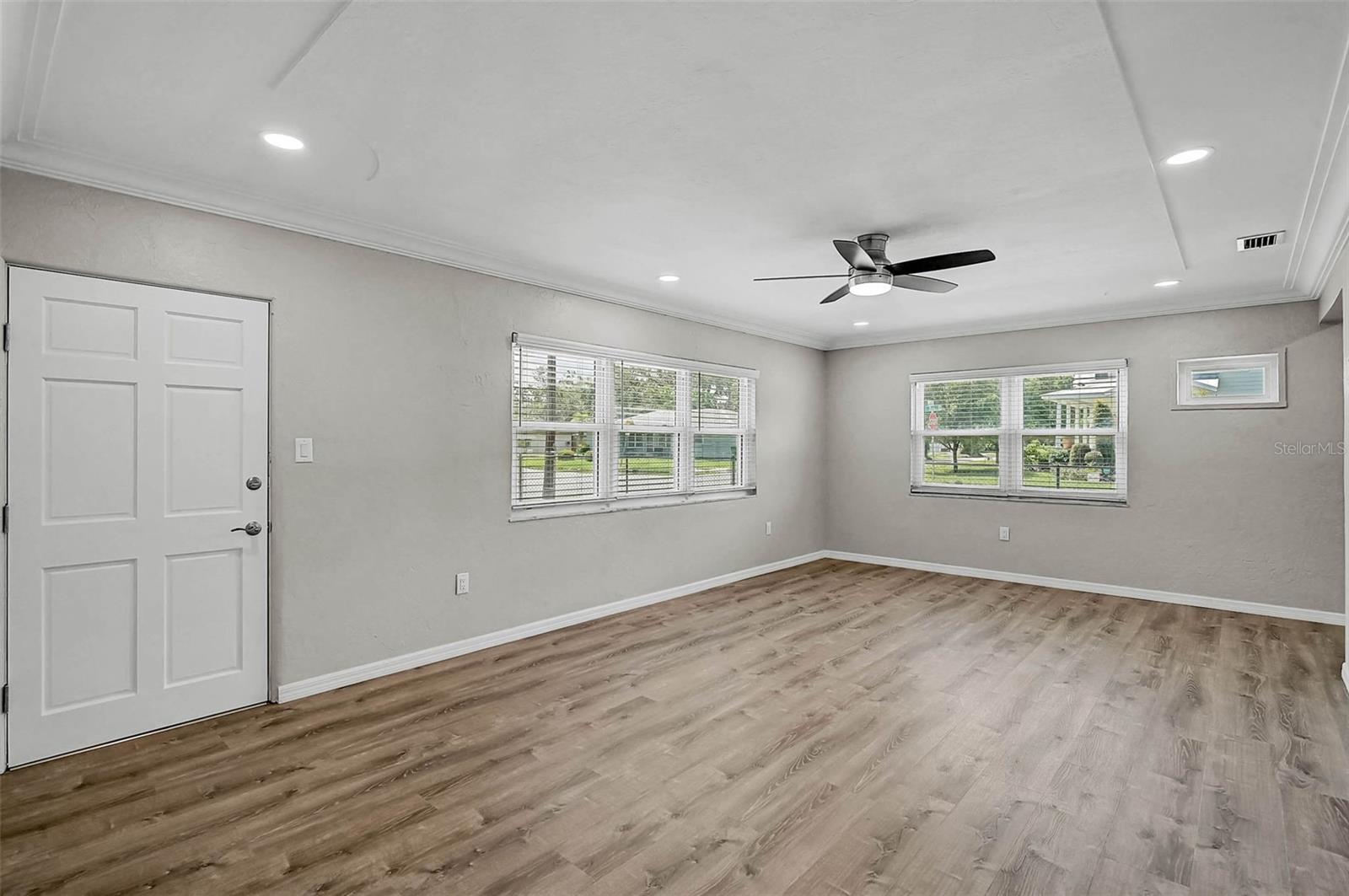 102 20TH ST NE, BRADENTON, FL — photo 12