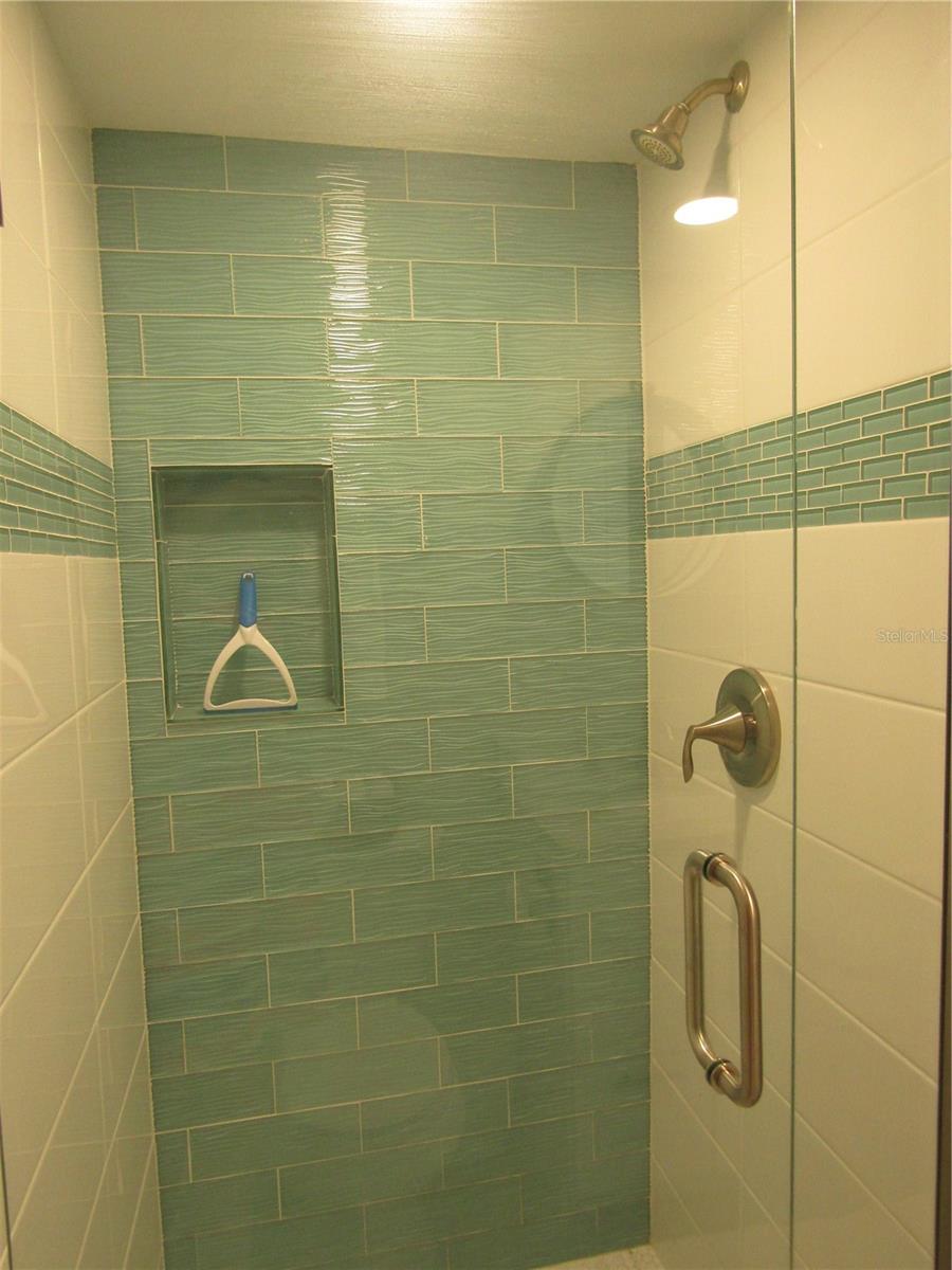 999 INLET CIR #B104, VENICE, FL — photo 12