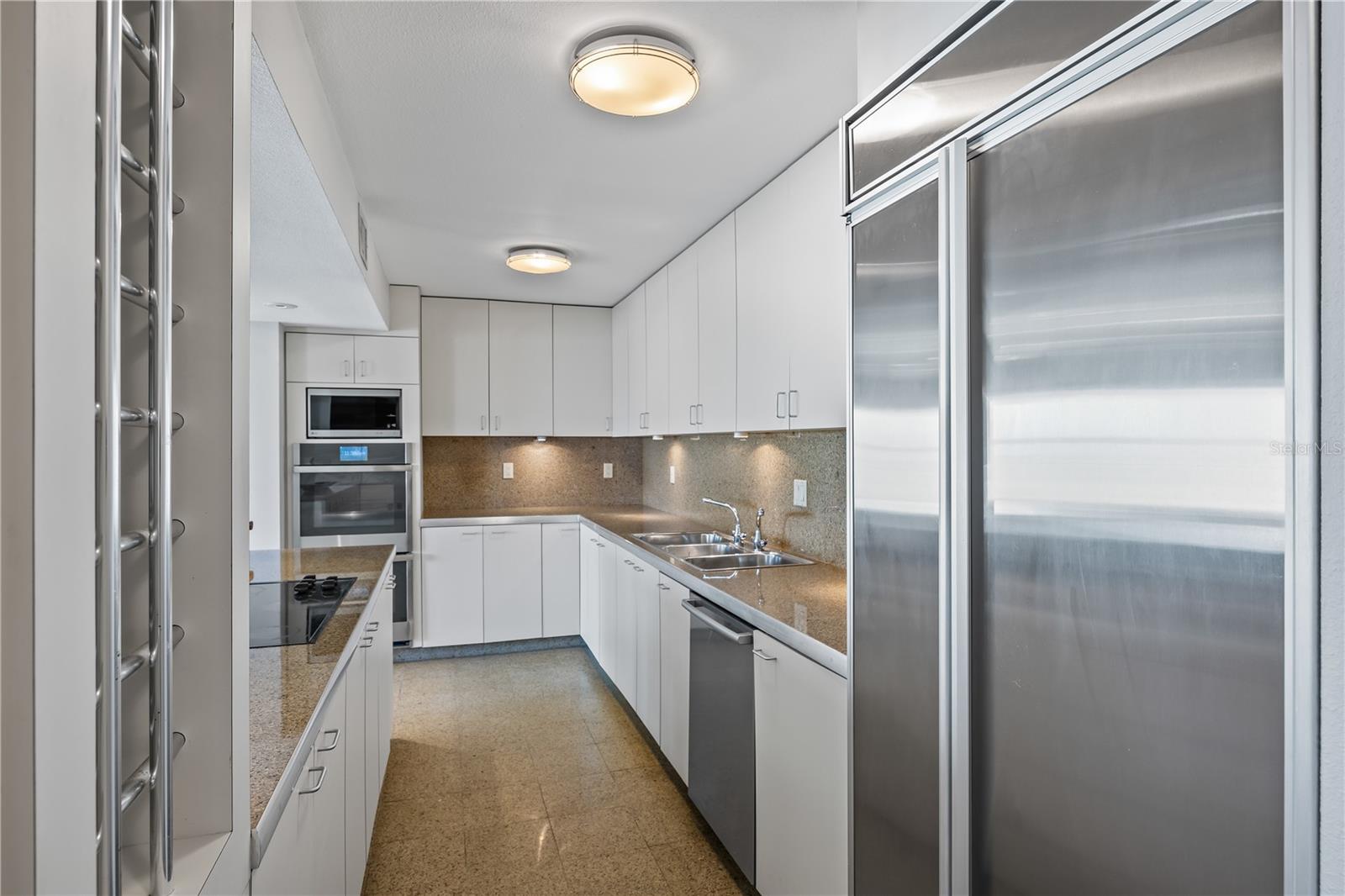 2401 BAYSHORE BLVD #410 & 510, TAMPA, FL — photo 12