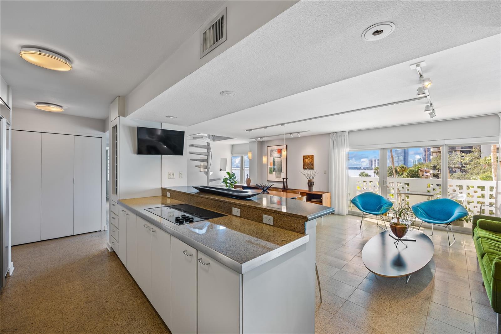 2401 BAYSHORE BLVD #410 & 510, TAMPA, FL — photo 16