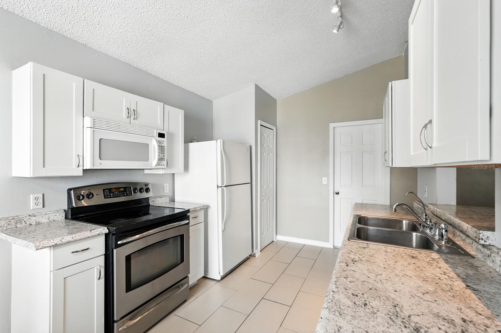 3154 LYNNHAVEN ST, DELTONA, FL — photo 15