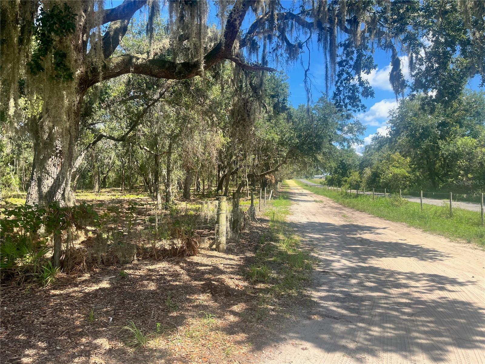 2 SENDCASTLE DR, GROVELAND, FL — photo 12