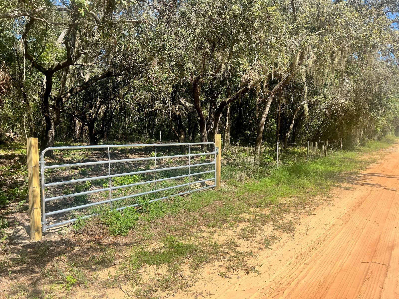 2 SENDCASTLE DR, GROVELAND, FL — photo 23