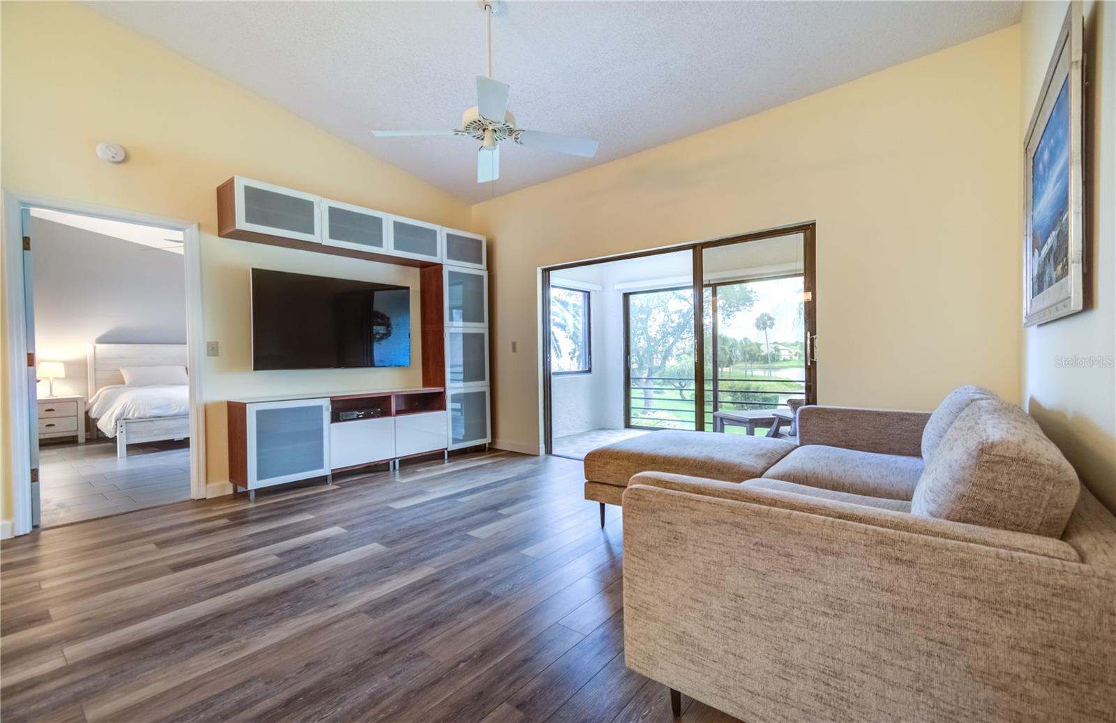 600 CARRIAGE HOUSE LN #201, NOKOMIS, FL — photo 3