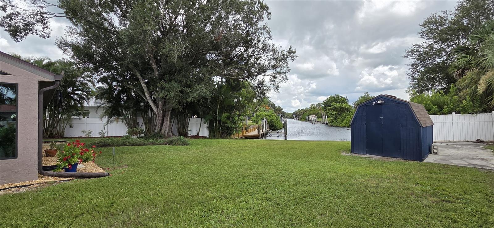 2076 RIVER BASIN TER, PUNTA GORDA, FL — photo 32