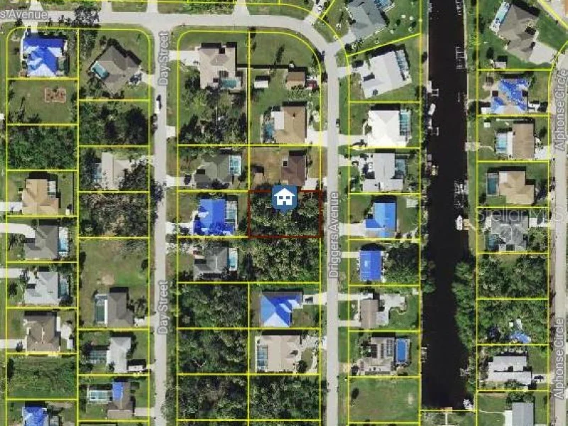 18425 DRIGGERS AVE, PORT CHARLOTTE, FL