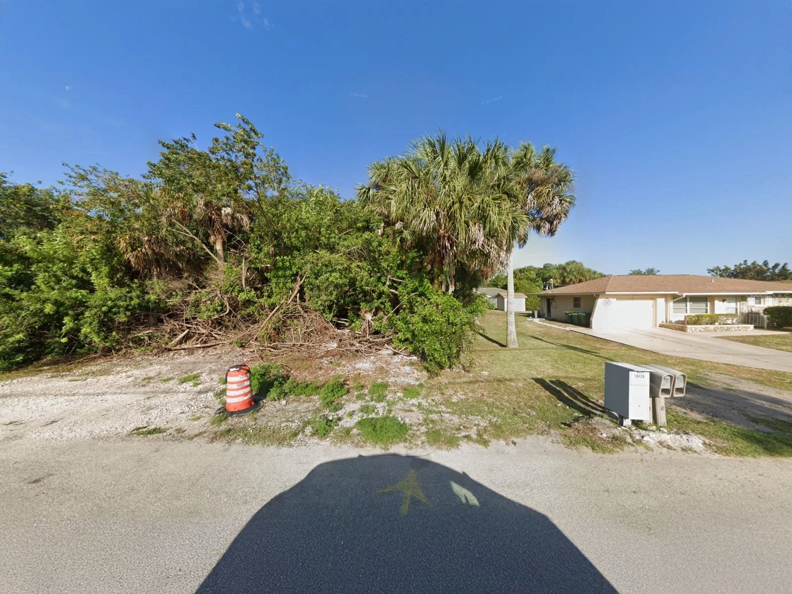 18425 DRIGGERS AVE, PORT CHARLOTTE, FL — photo 3