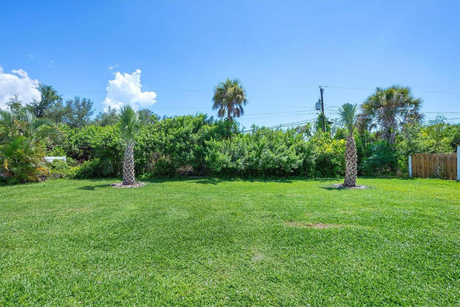 879 E 2ND ST, ENGLEWOOD, FL — photo 4