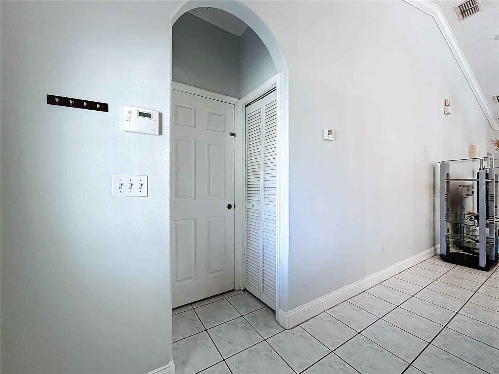 3324 W ABDELLA ST, TAMPA, FL — photo 8