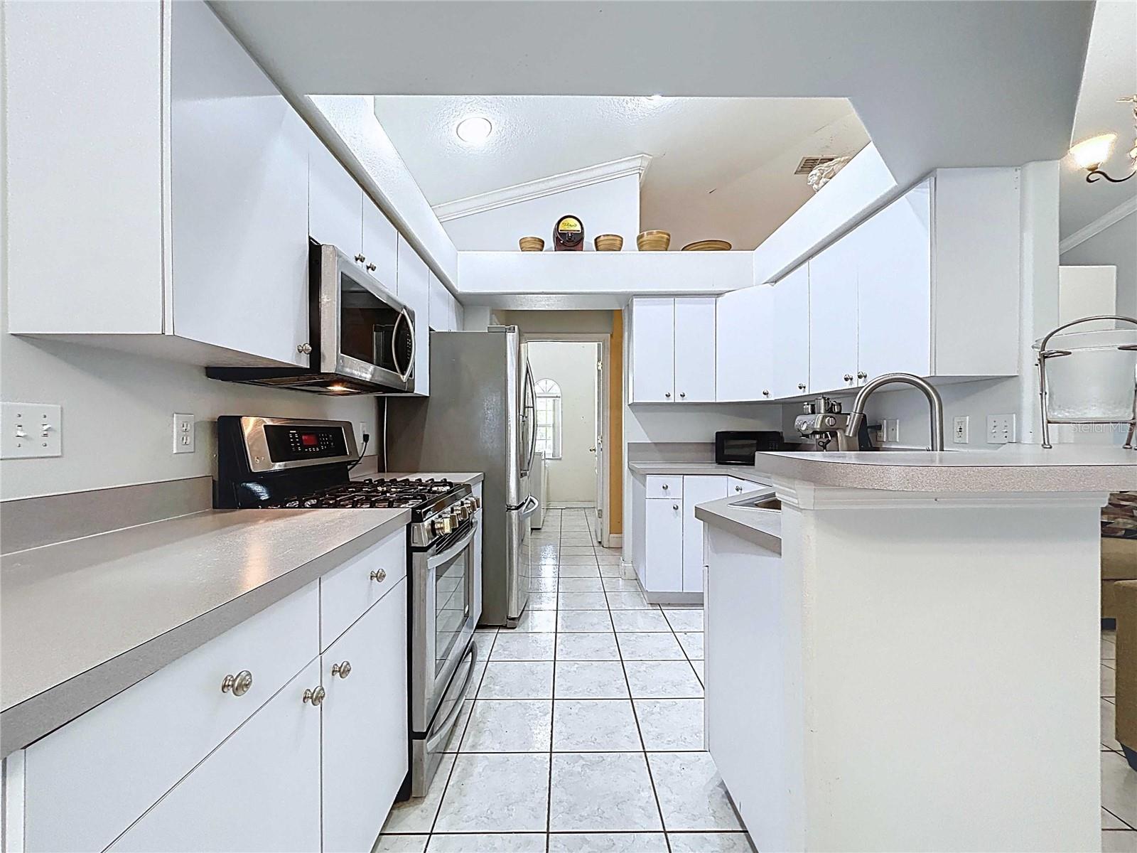 3324 W ABDELLA ST, TAMPA, FL — photo 14