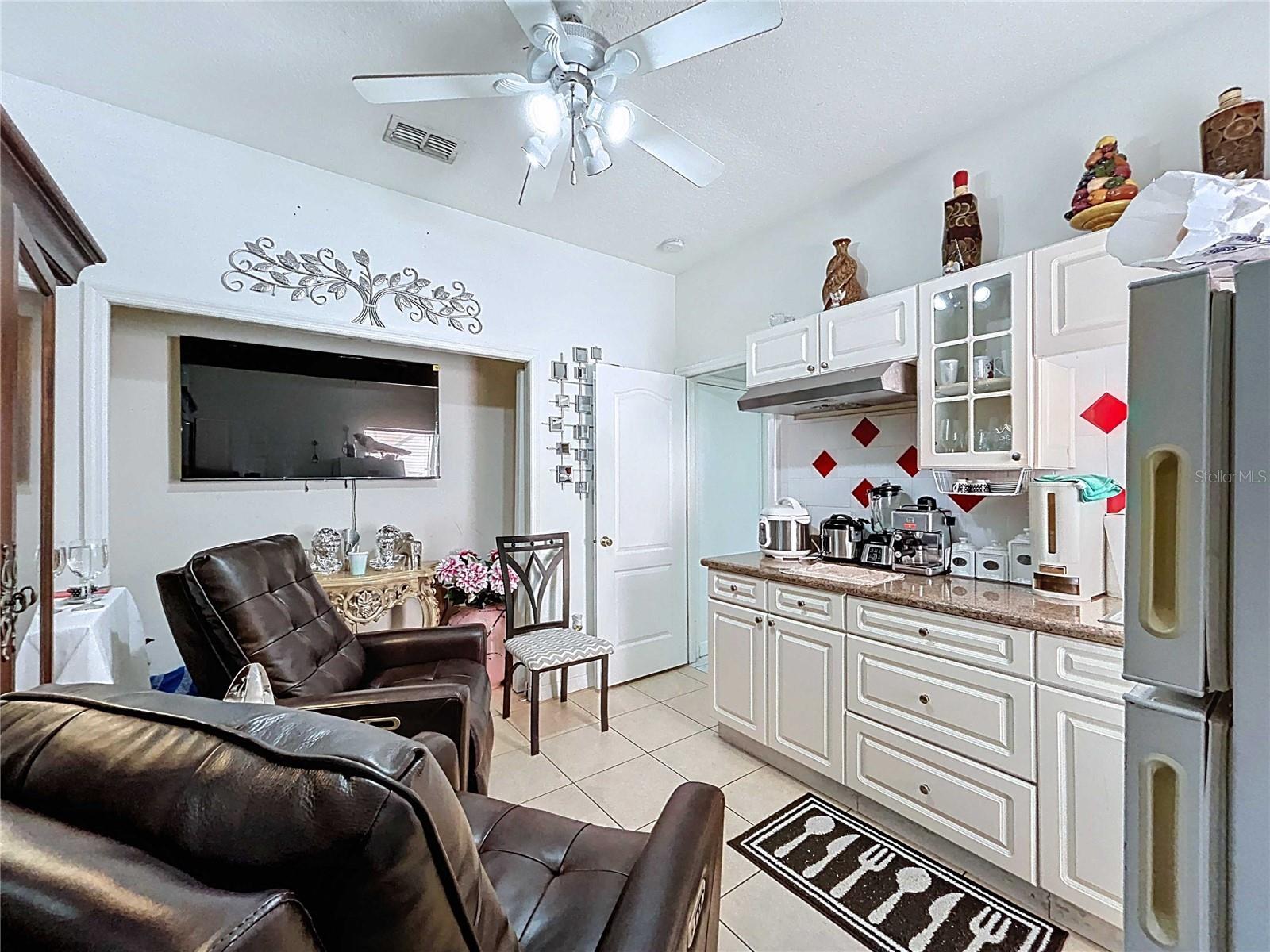 3324 W ABDELLA ST, TAMPA, FL — photo 32