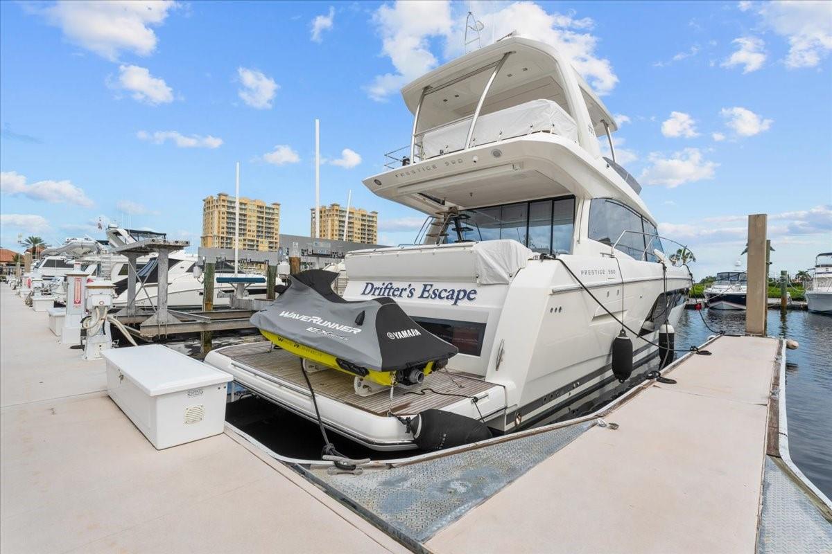 102 RIVIERA DUNES WAY #C-22, PALMETTO, FL