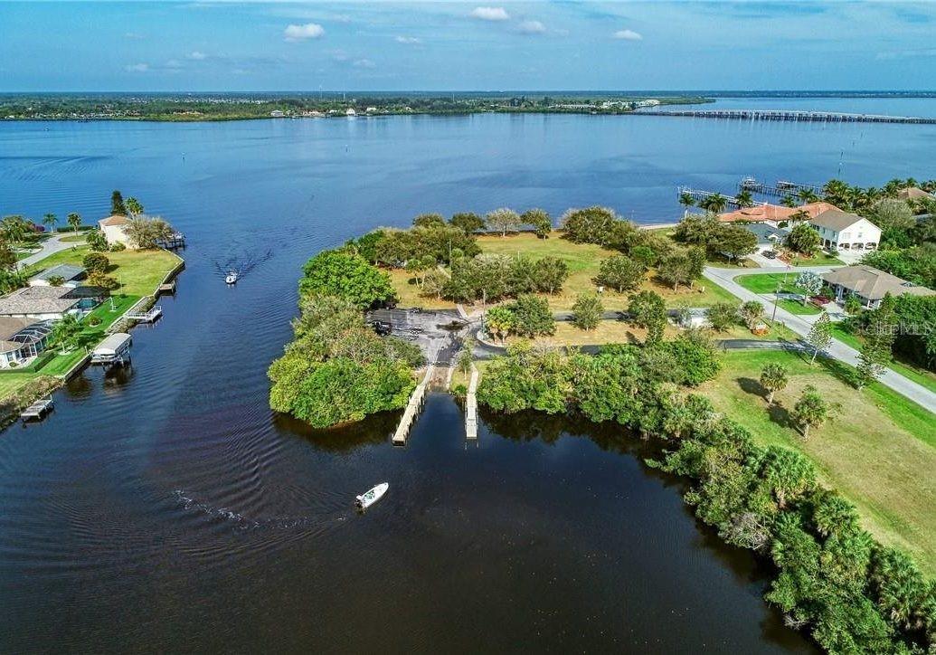15785/15793/15801 HENNIPEN CIR, PORT CHARLOTTE, FL — photo 3