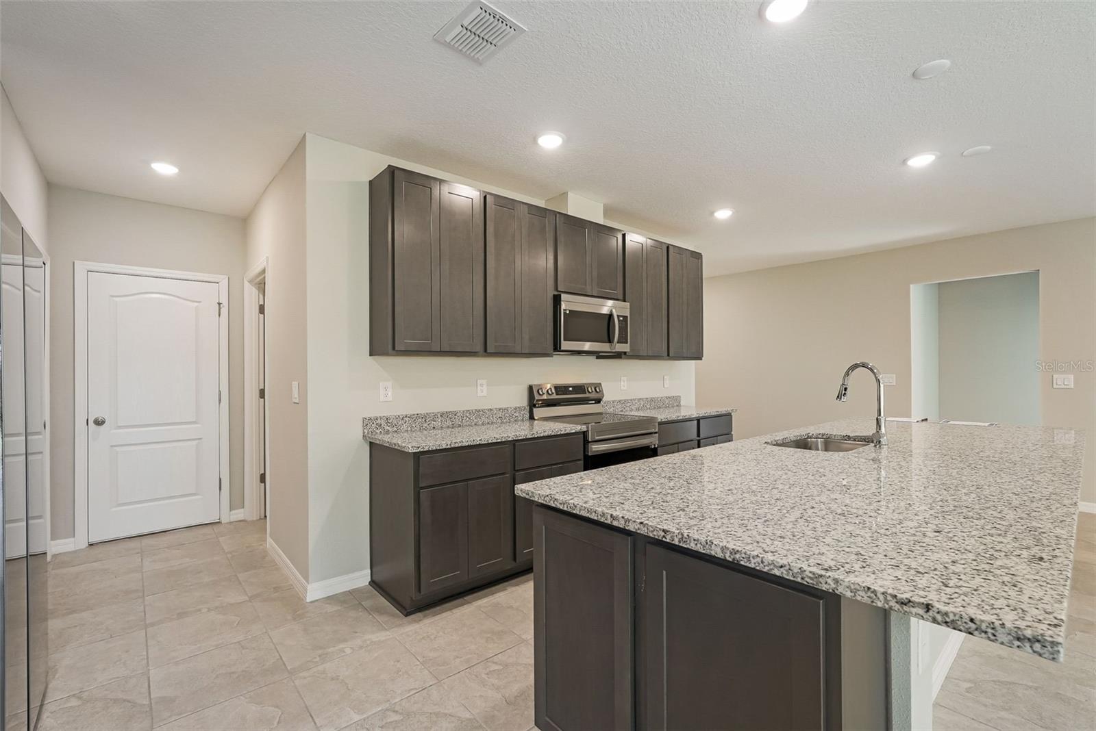 12899 STILLWATER AVE, ASTATULA, FL — photo 45