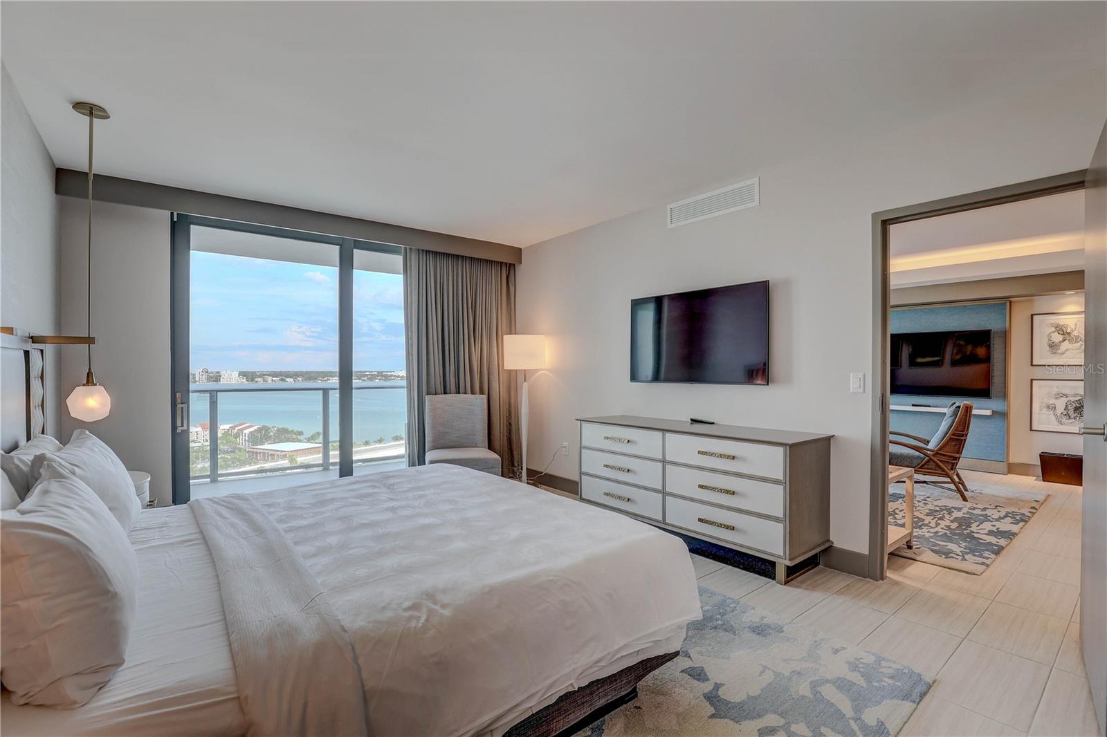 691 S GULFVIEW BLVD #1608, CLEARWATER BEACH, FL — photo 8