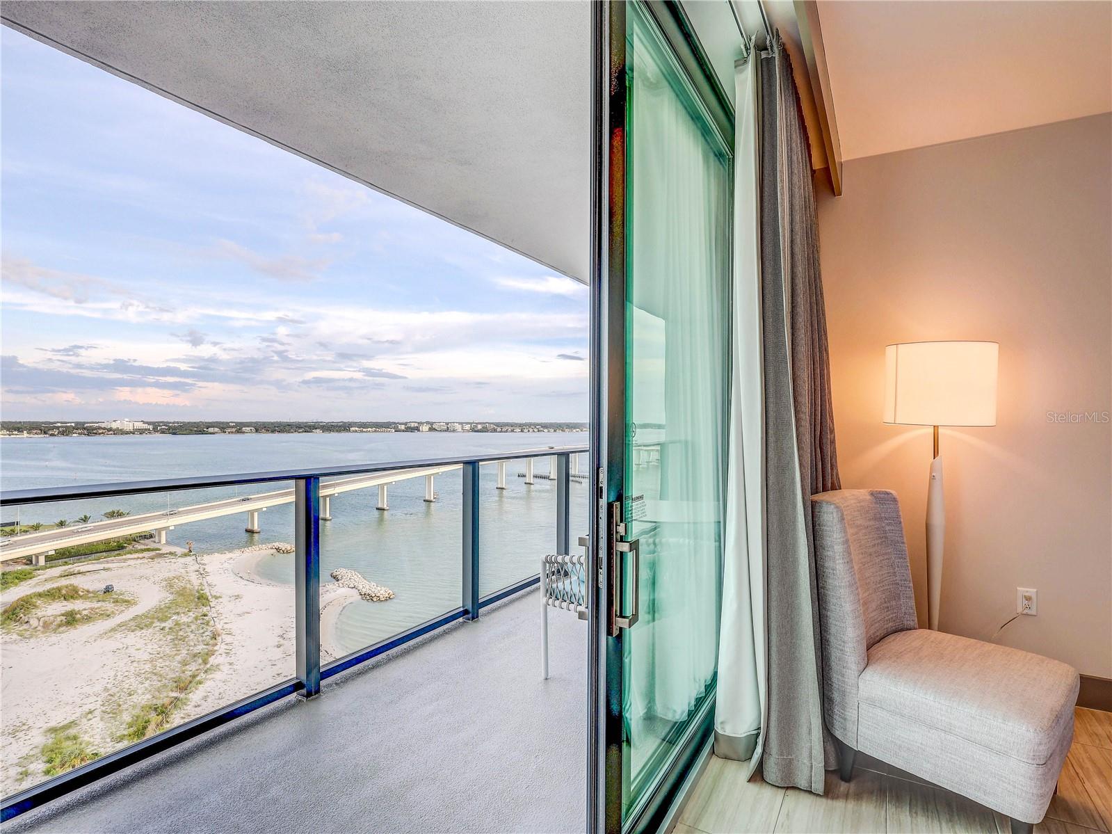 691 S GULFVIEW BLVD #1608, CLEARWATER BEACH, FL — photo 13