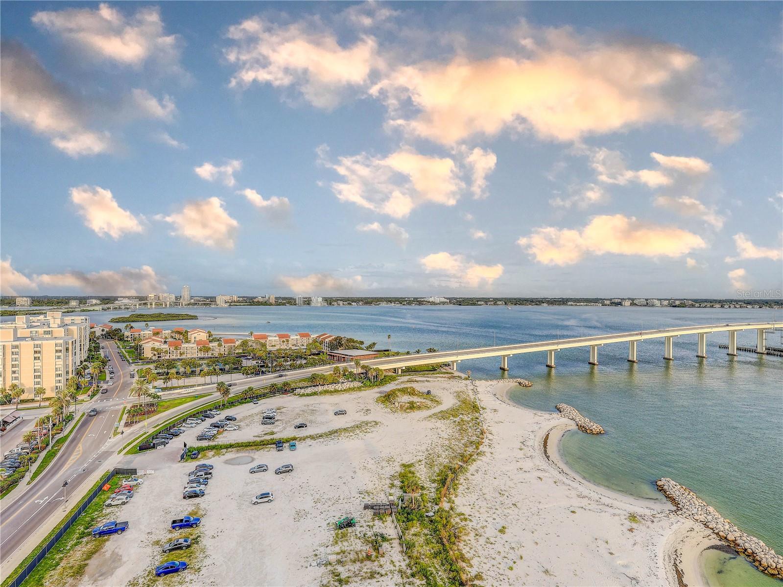 691 S GULFVIEW BLVD #1608, CLEARWATER BEACH, FL — photo 15