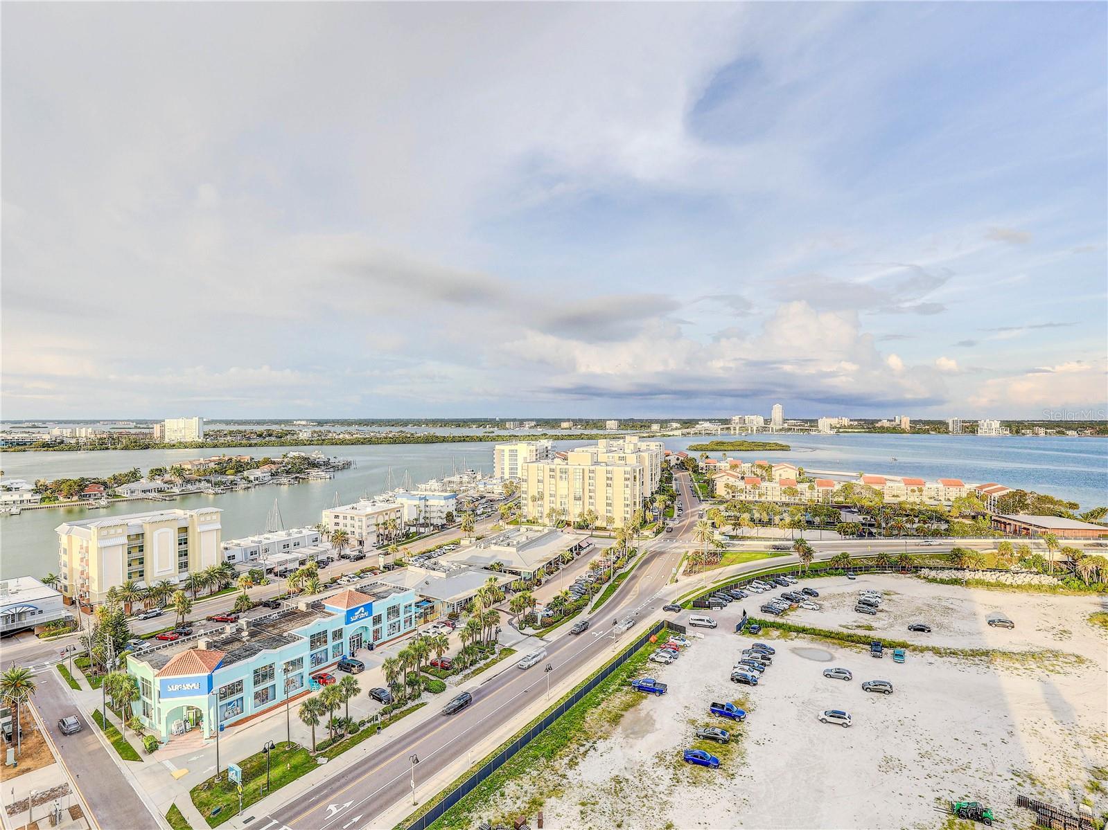 691 S GULFVIEW BLVD #1608, CLEARWATER BEACH, FL — photo 16