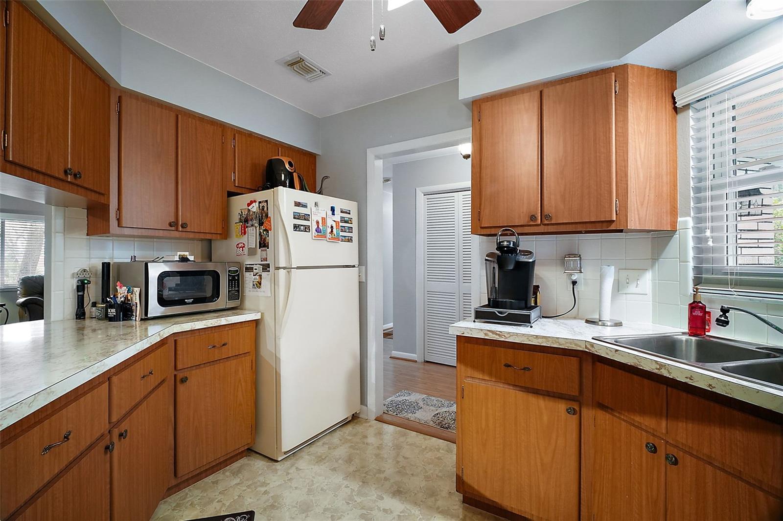 803 N SHORE DR, LEESBURG, FL — photo 24