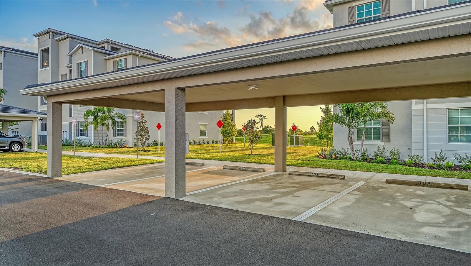 17655 OPAL SAND DR #301, VENICE, FL — photo 4