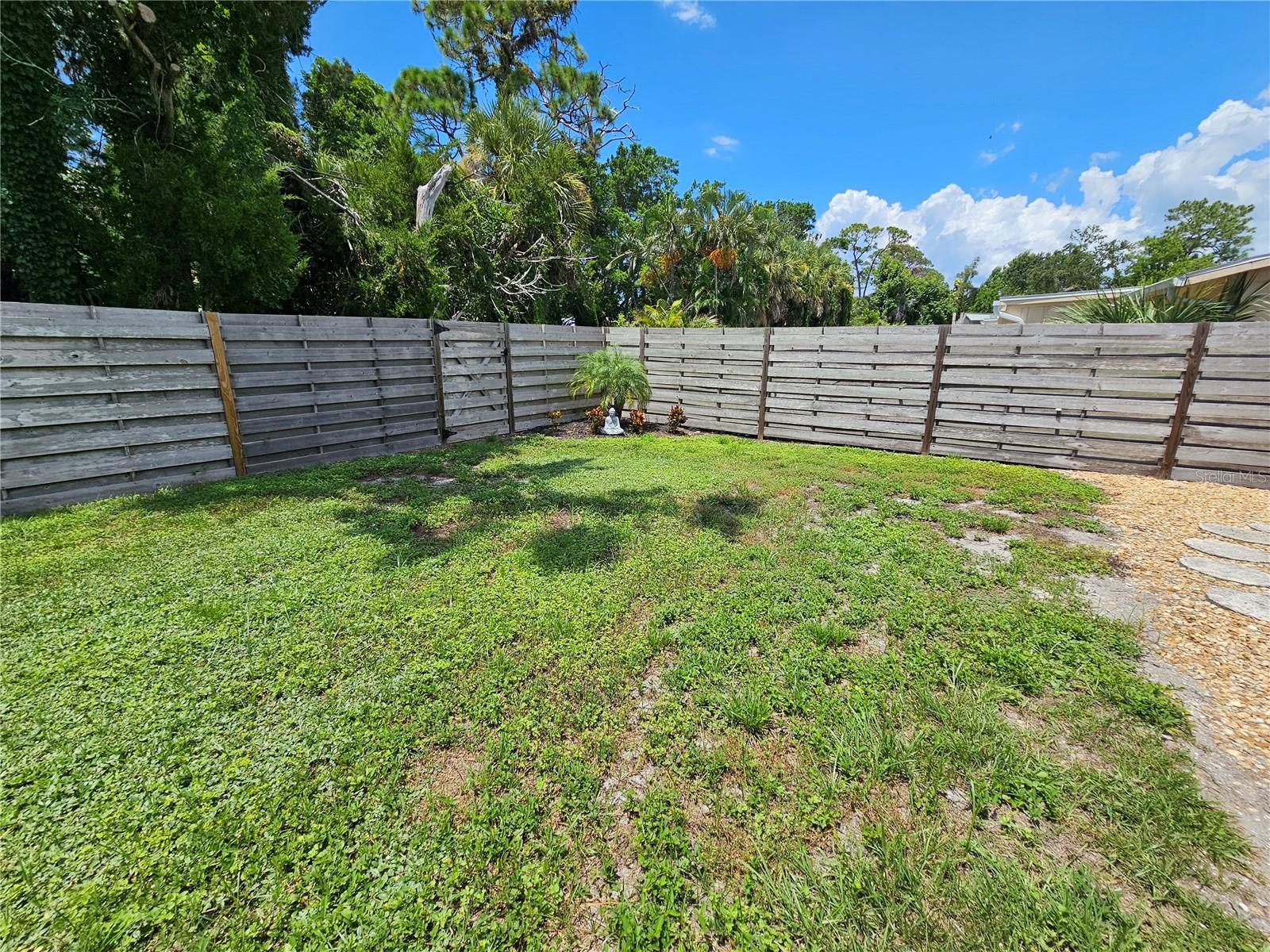 6442 COLONIAL DR, SARASOTA, FL — photo 18