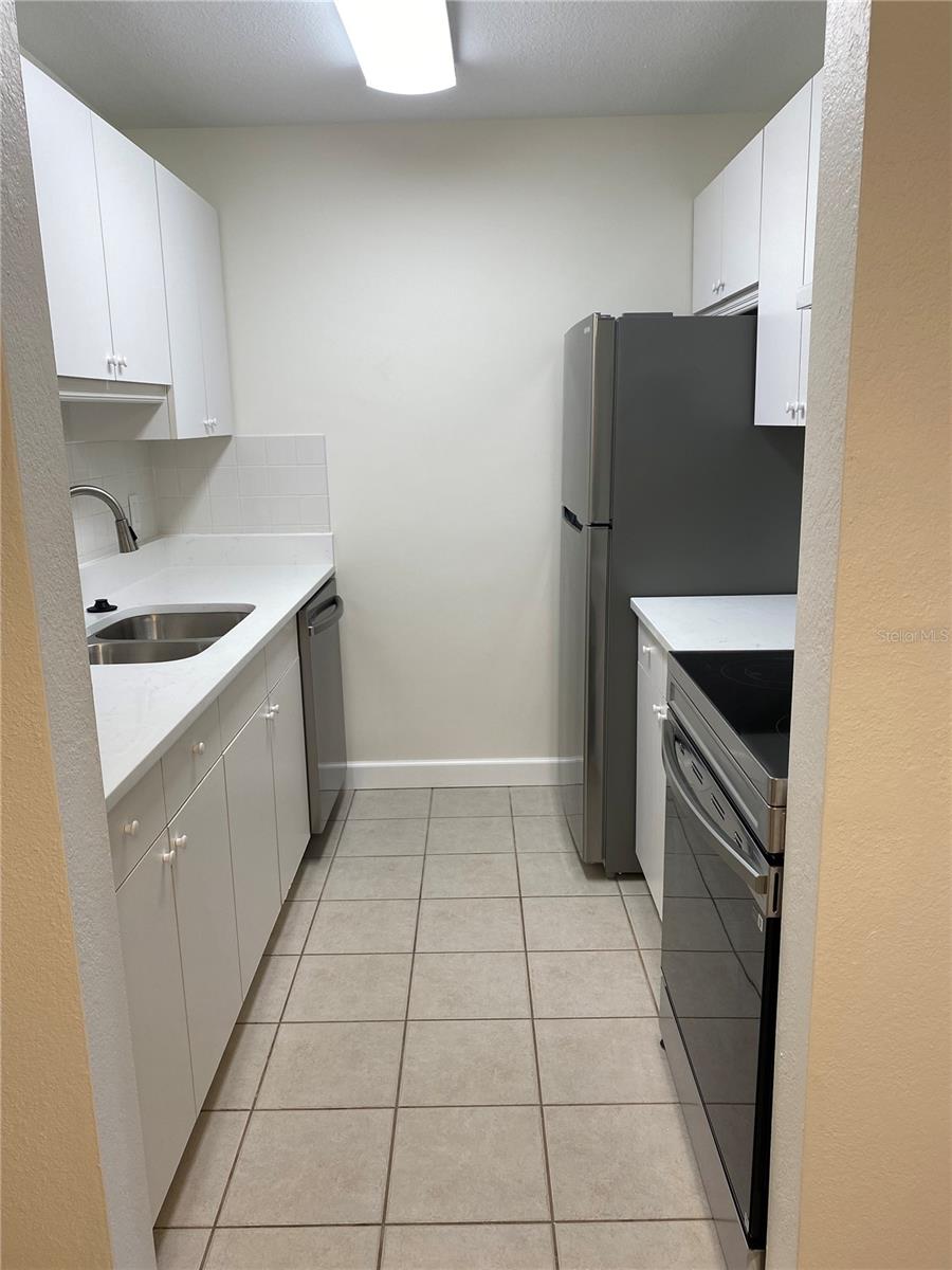 8325 112TH ST #106, SEMINOLE, FL — photo 5
