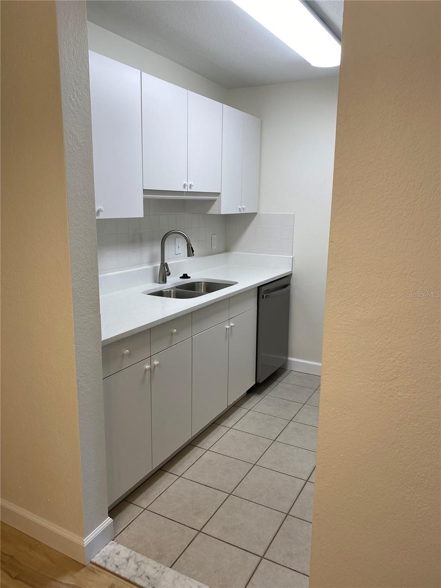 8325 112TH ST #106, SEMINOLE, FL — photo 7