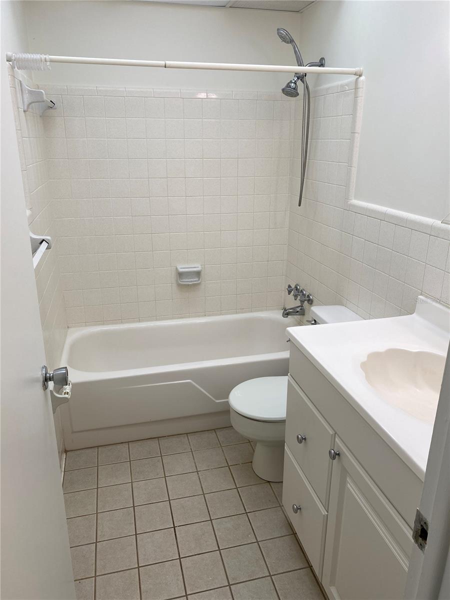 8325 112TH ST #106, SEMINOLE, FL — photo 13