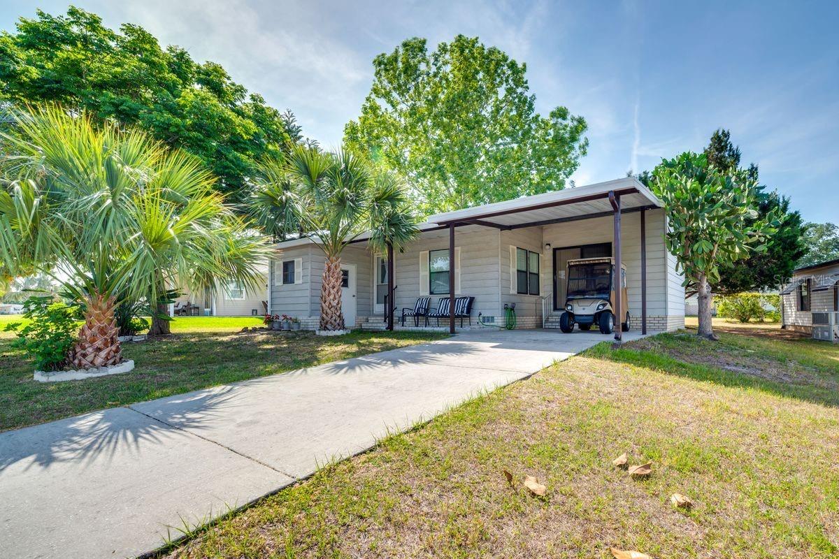 1224 DUSTIN DR, LADY LAKE, FL