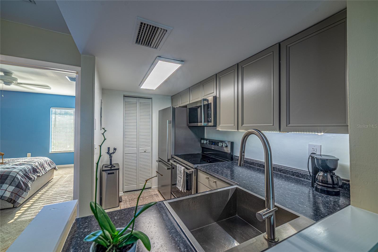 3861 S LAKE DR #156, TAMPA, FL — photo 13