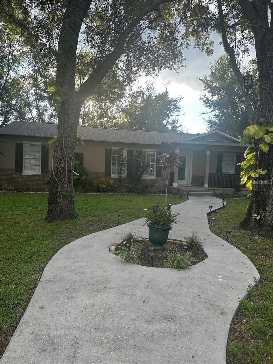 10520 HENDERSON RD, TAMPA, FL — photo 5