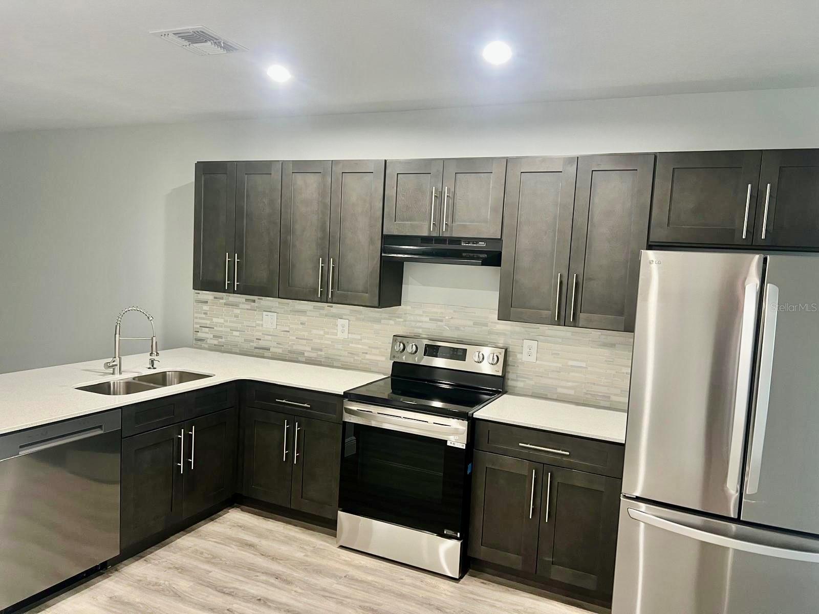 519 BLACKBIRD LN, KISSIMMEE, FL — photo 5