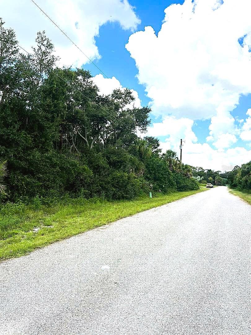 323 CANORA DR, PORT CHARLOTTE, FL — photo 4
