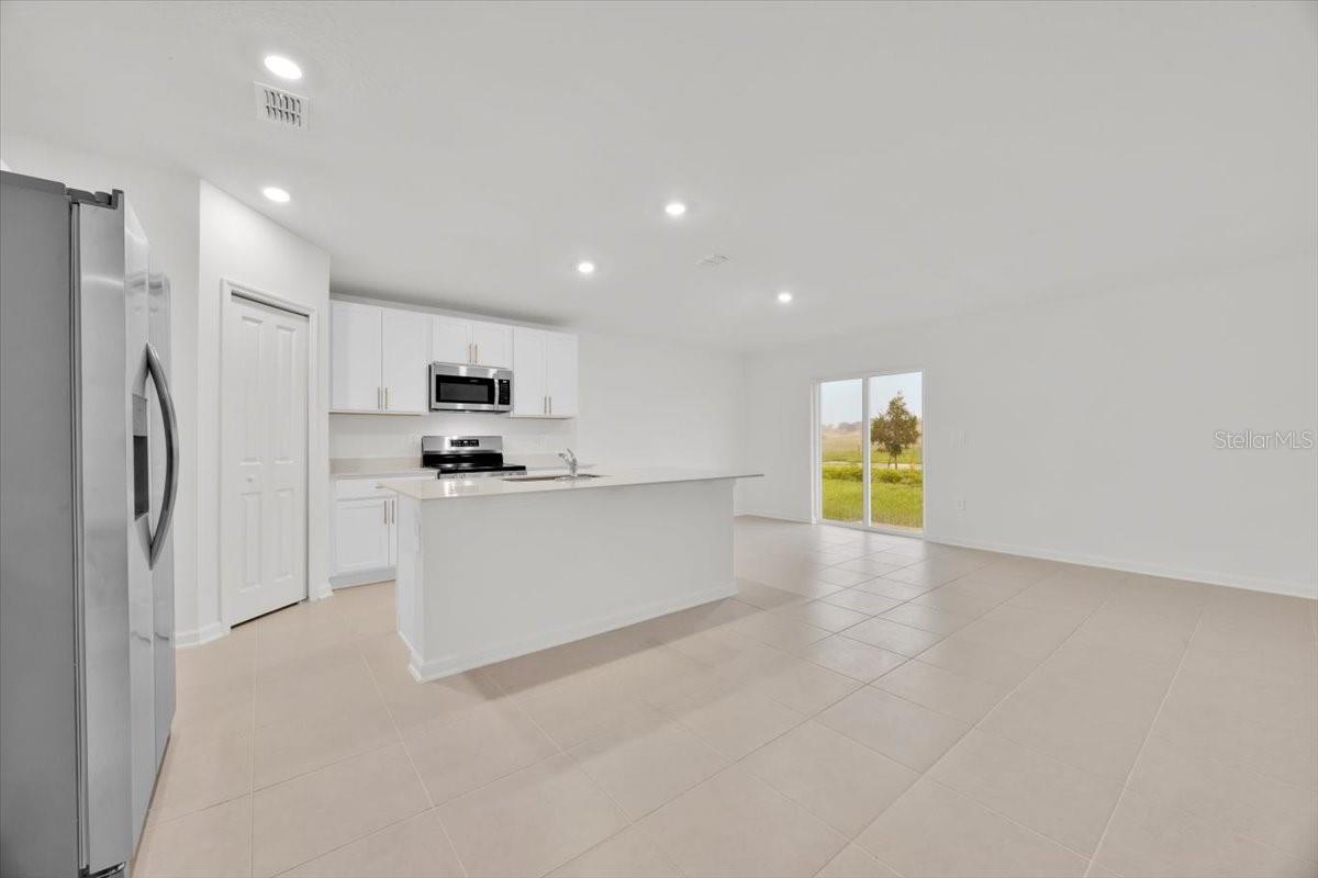 2398 MCKINLEY DR, LAKE WALES, FL — photo 10
