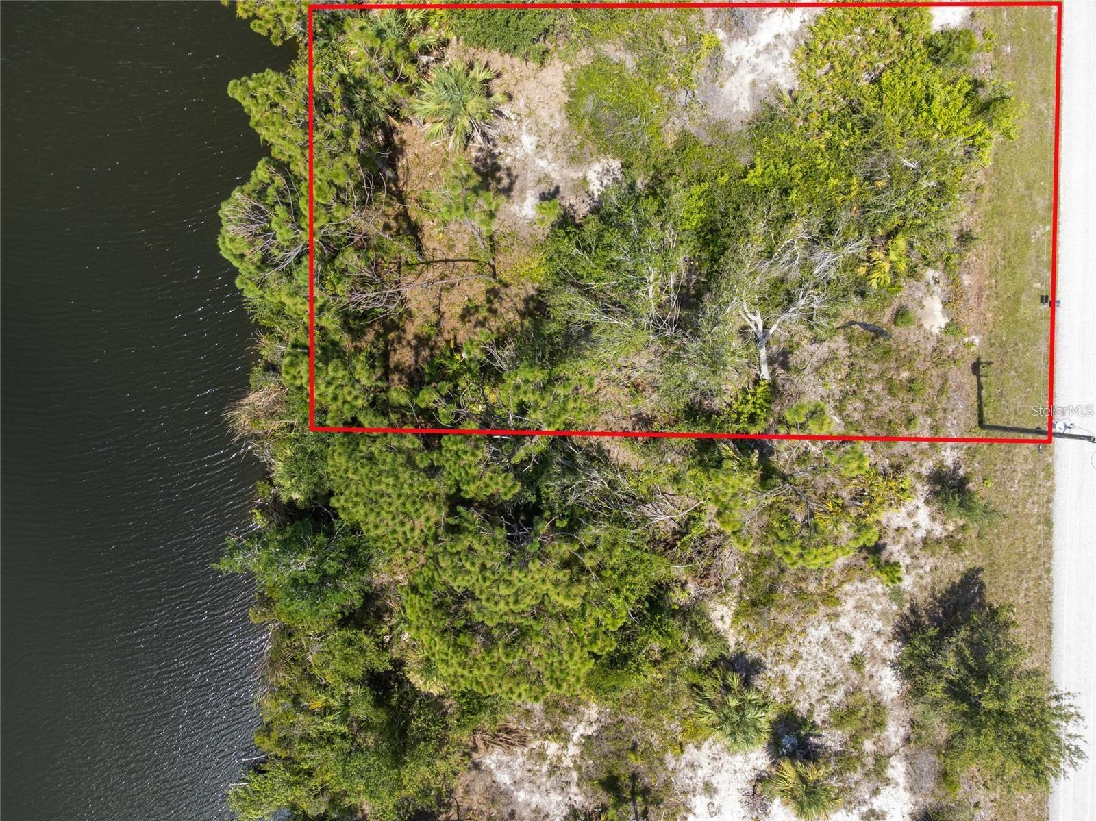 9602 GAZANIA DR, PORT CHARLOTTE, FL — photo 3