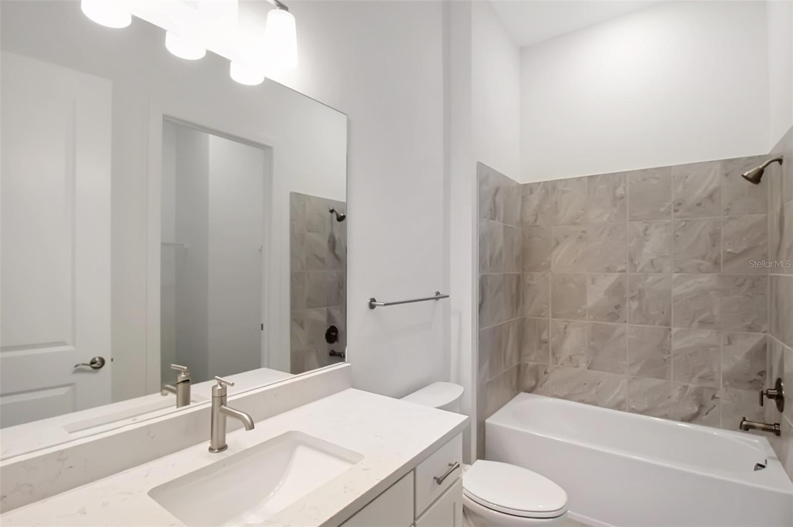 17212 LUMINOUS AVE, VENICE, FL — photo 14