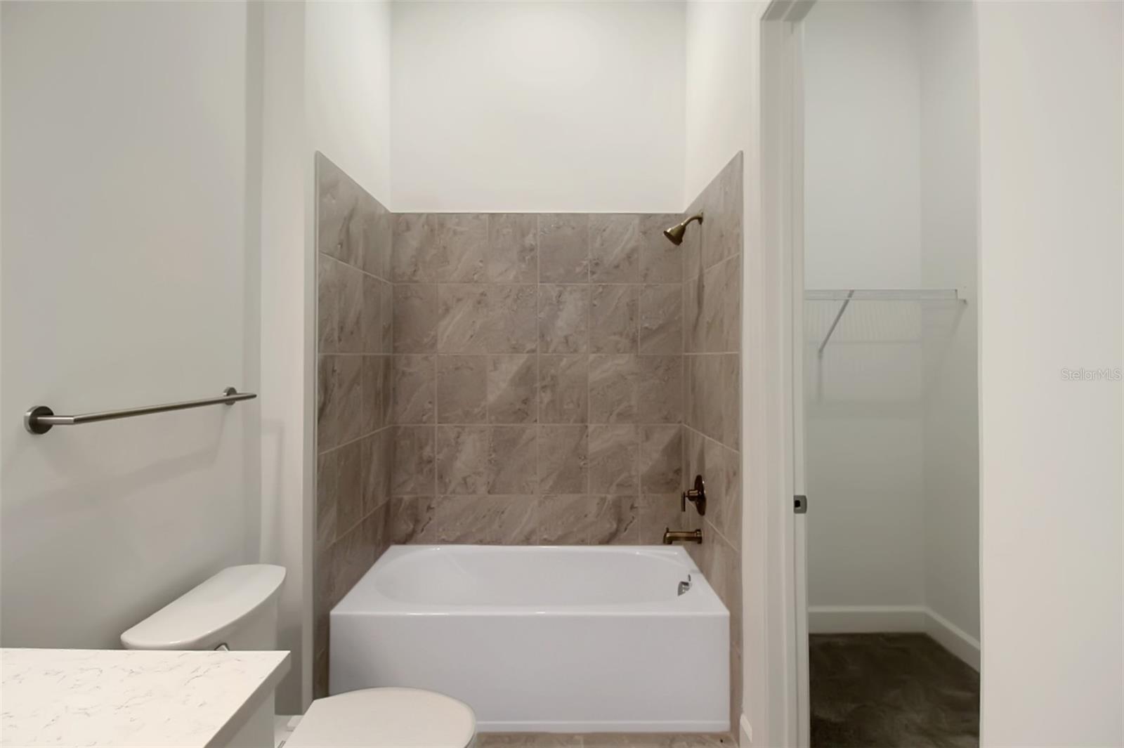 17212 LUMINOUS AVE, VENICE, FL — photo 16