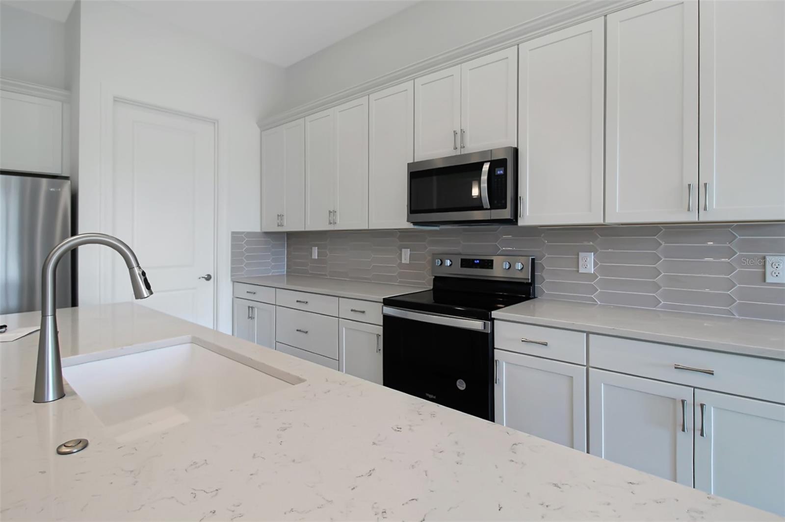 17212 LUMINOUS AVE, VENICE, FL — photo 43