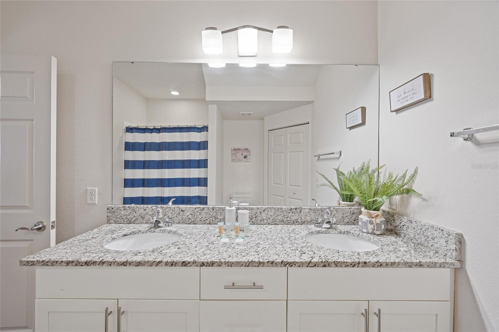8945 SHINE DR, KISSIMMEE, FL — photo 11
