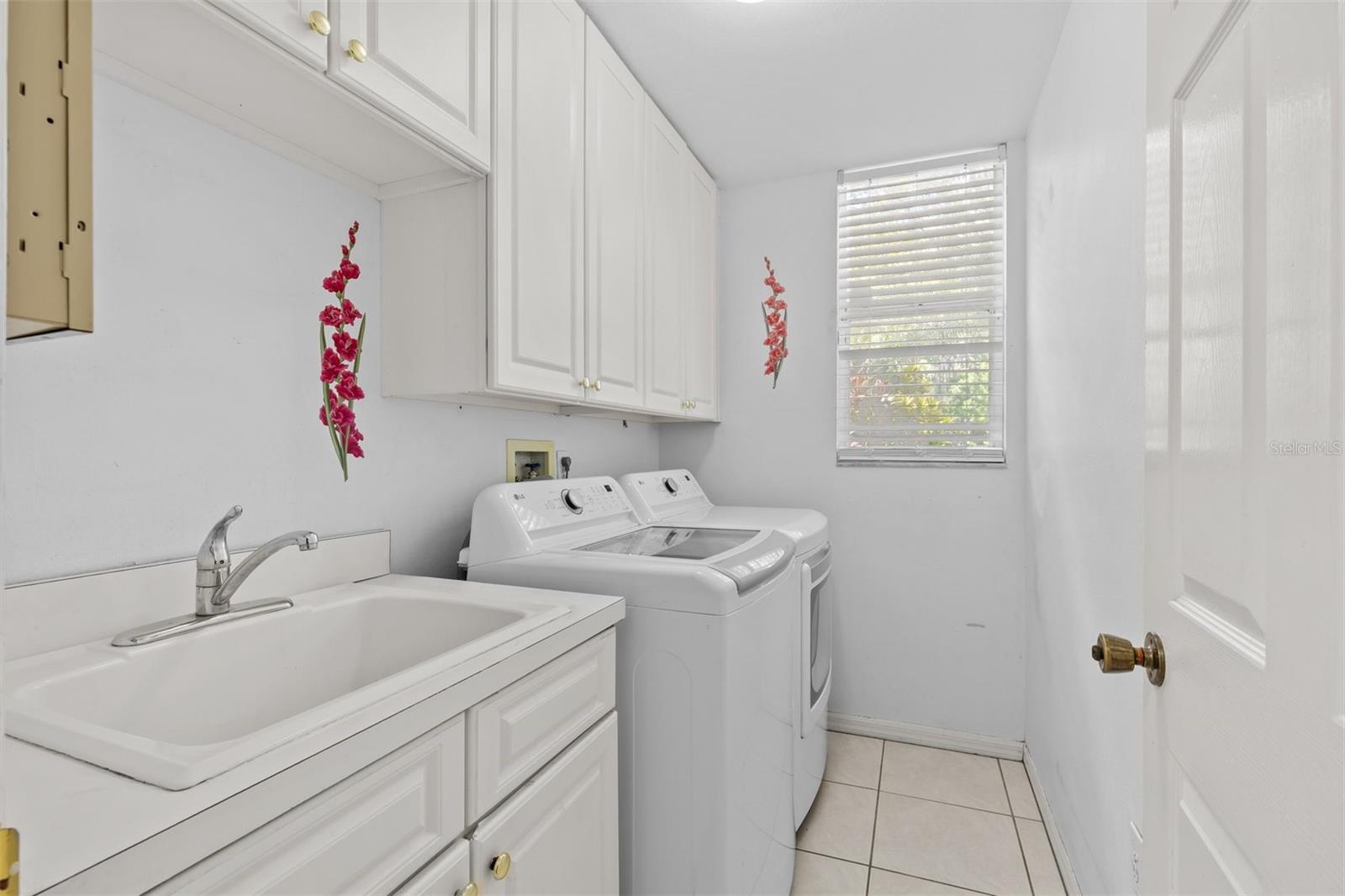 2328 WARWICK DR, OLDSMAR, FL — photo 35