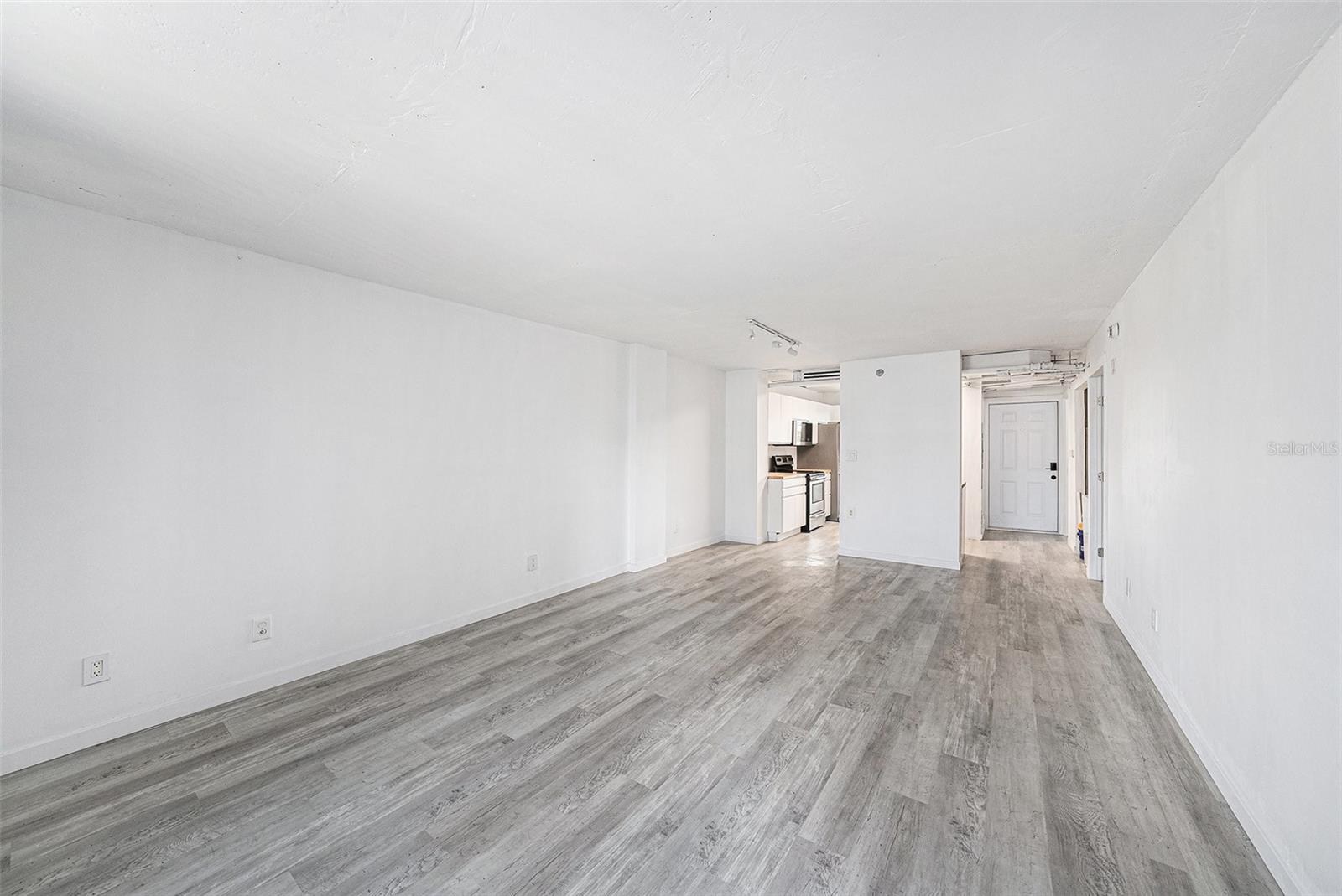 201 W LAUREL ST #504B, TAMPA, FL — photo 9